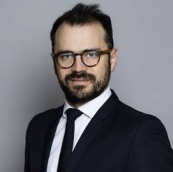 Arnaud Syoen, Eight Advisory